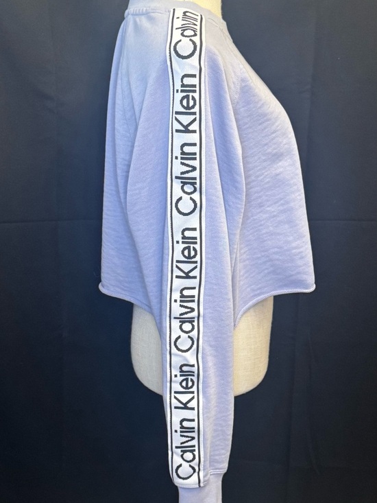 Calvin Klein Tops - Calvin Klein Light Lavender Performance Crop Pullover